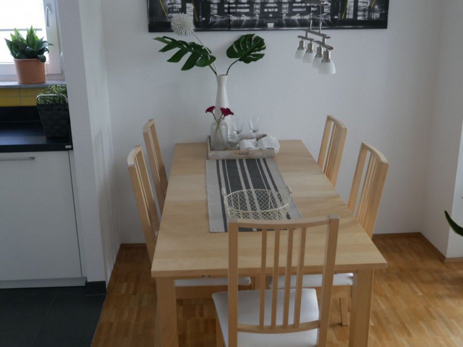 Essbereich - angrenzend an die K�che und den Balkon Etagenwohnung B�blingen