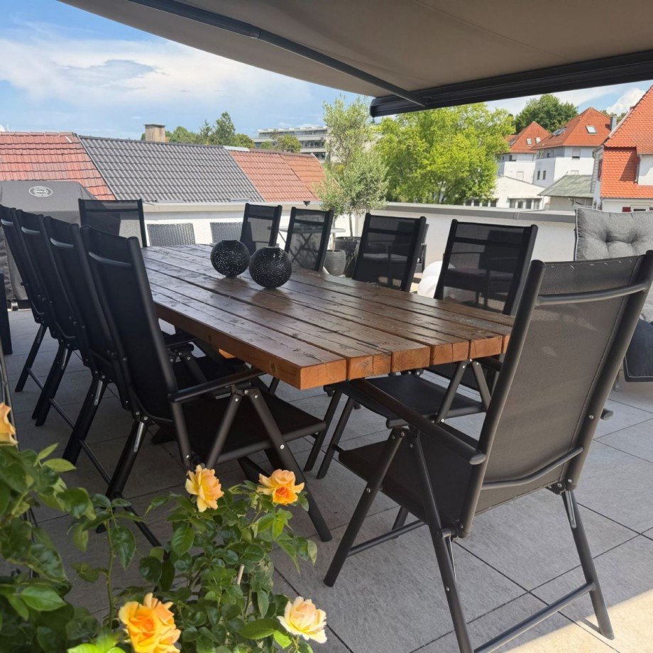 Große Dachterrasse mit ca. 40 m² Penthousewohnung Böblingen