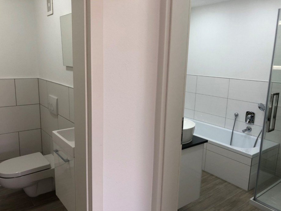 G�ste WC - Bad Dachgeschosswohnung Aidlingen - Deufringen