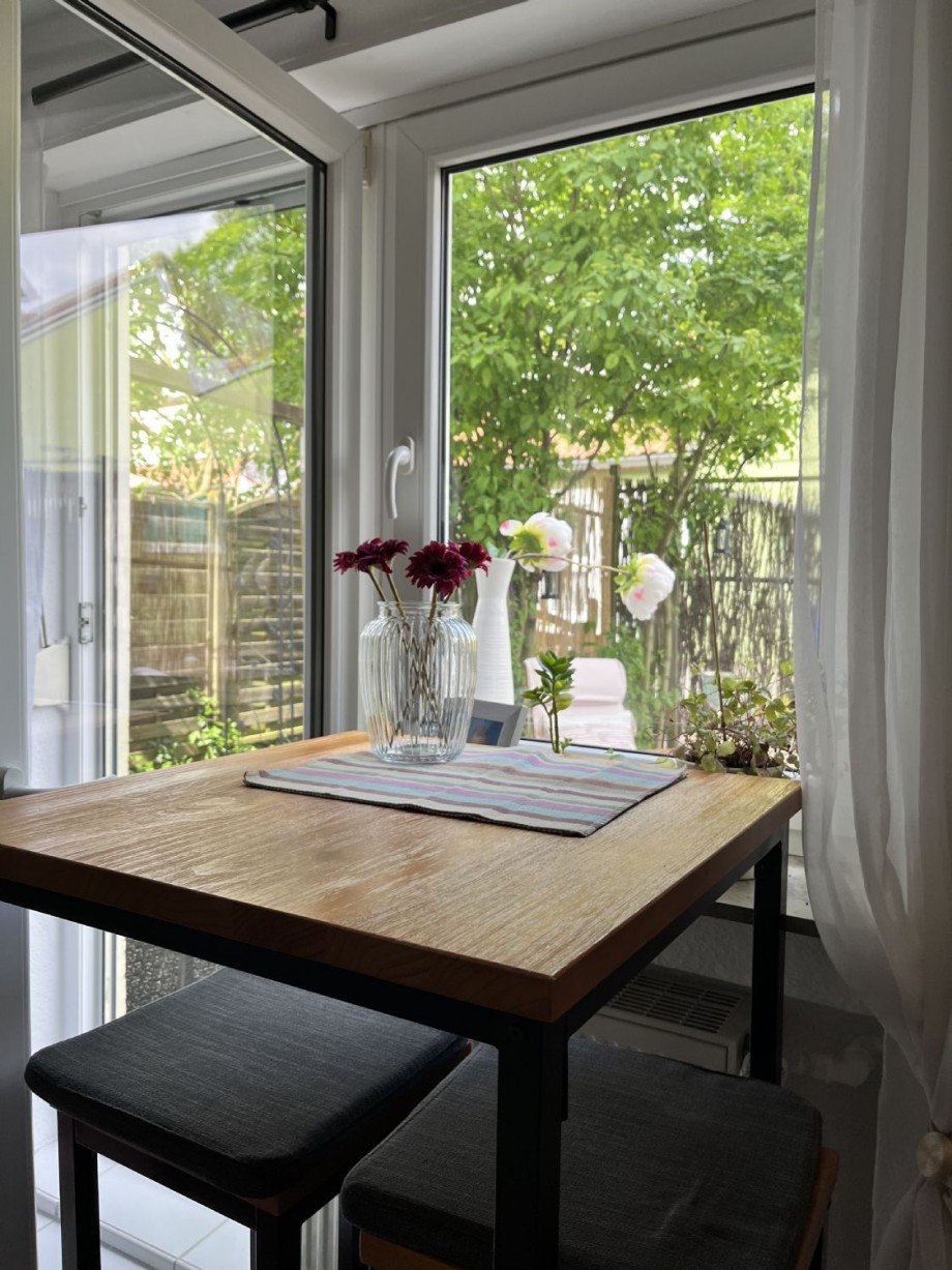 Essplatz mit Blick Terrassenwohnung T�bingen