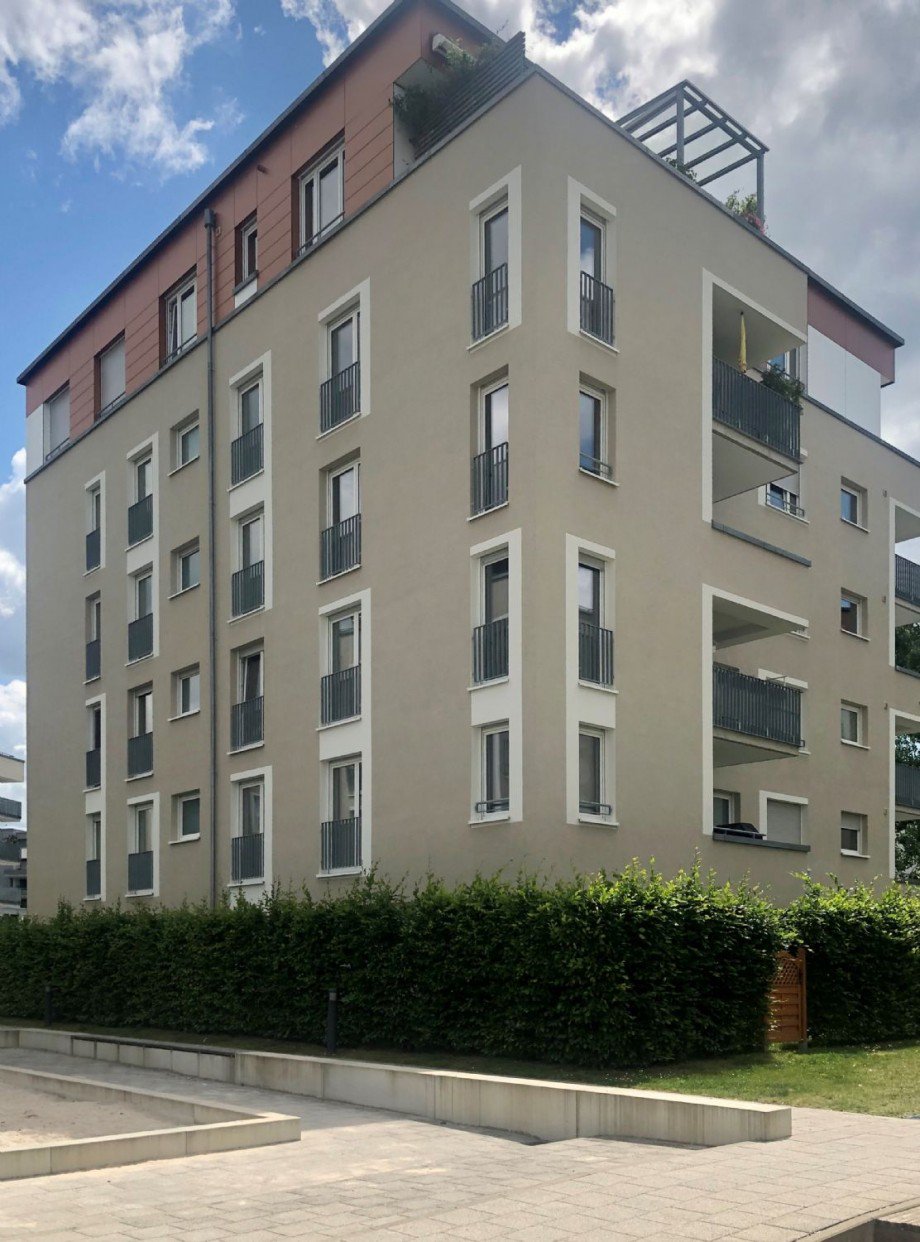 Attraktives, freistehendes Niedrigenergiehaus Etagenwohnung B�blingen