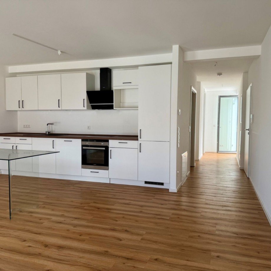 Voll ausgestattete Einbauküche Etagenwohnung Böblingen