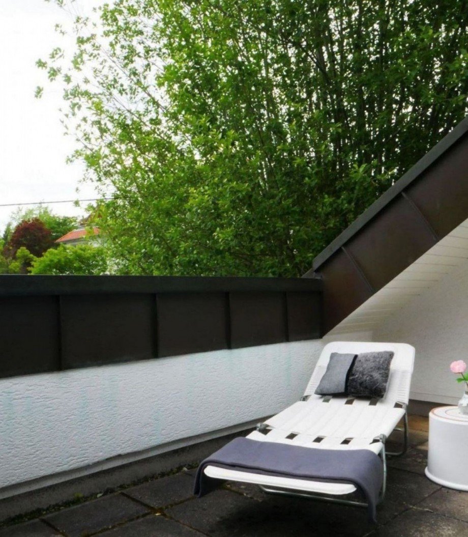 Uneinsehbarer Dachbalkon mit viel Sonne Maisonettewohnung Stuttgart