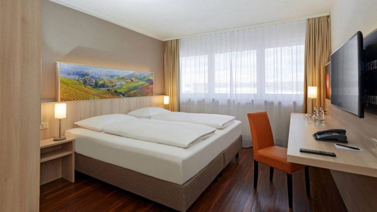 Komfort-Doppelzimmer Herrenberg - B�blingen Wohnanlagen Nur zur Kapitalanlage - Exklusives Hotel Komfort Doppelzimmer