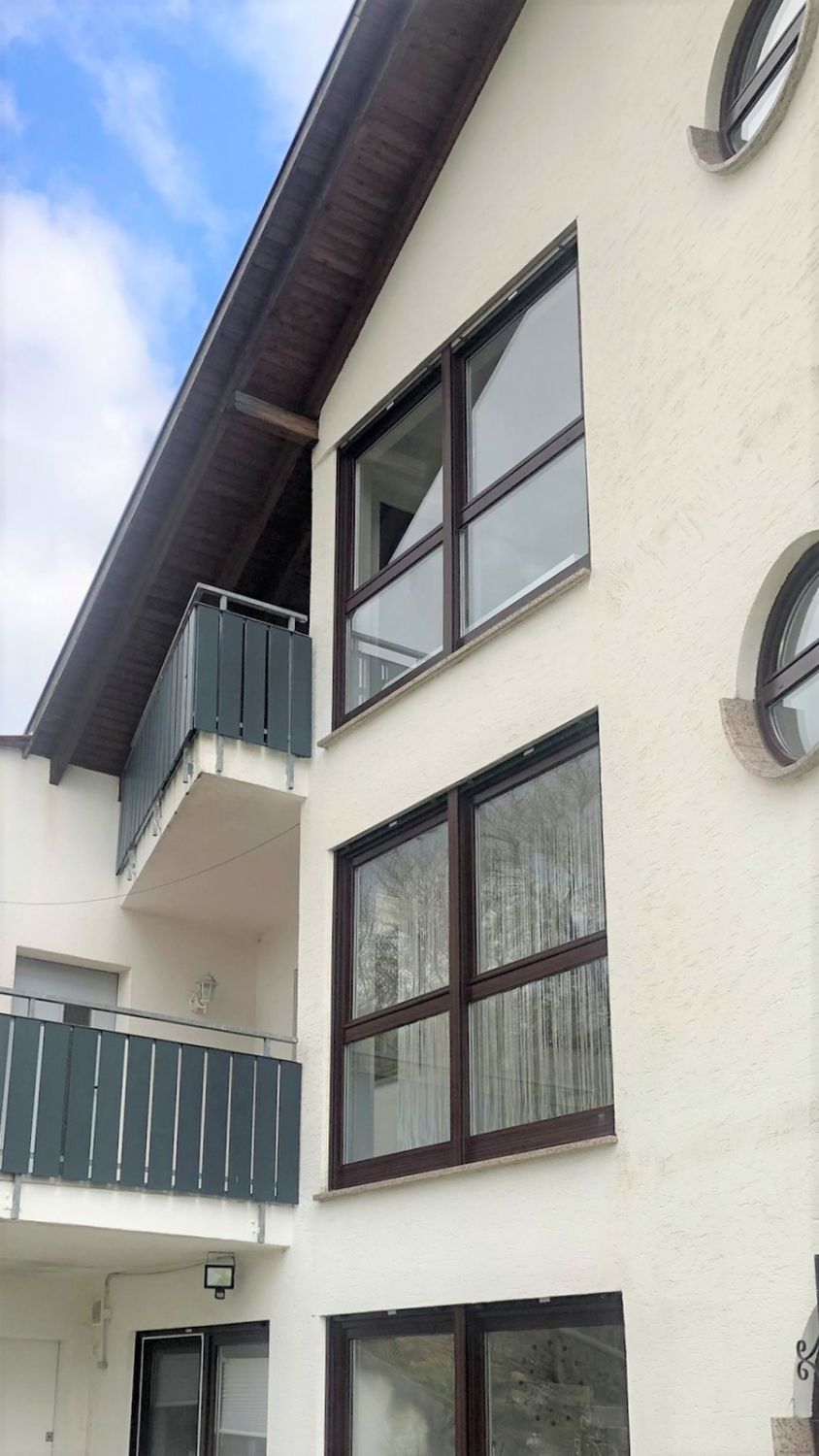 Nord-West Ausrichtung des Hauses - Etagenwohnung Aidlingen - Deufringen
