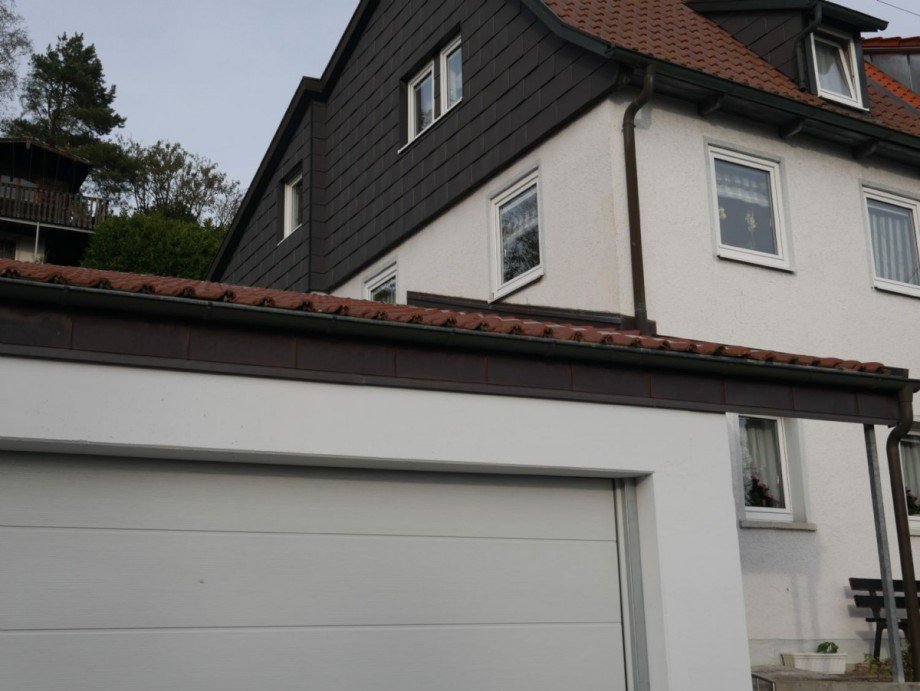 DHH mit Doppelgarage und Gartenhaus Doppelhaush�lfte Sindelfingen