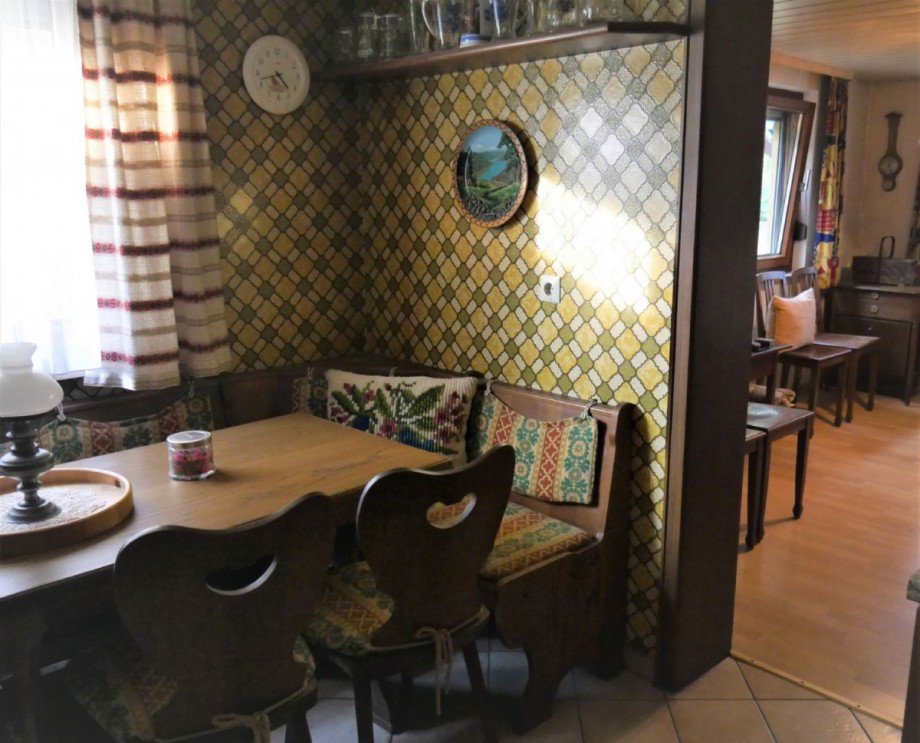 Wohnk�che mit Blick in ein weiteres Zimmer Mehrfamilienhaus Böblingen - Dagersheim