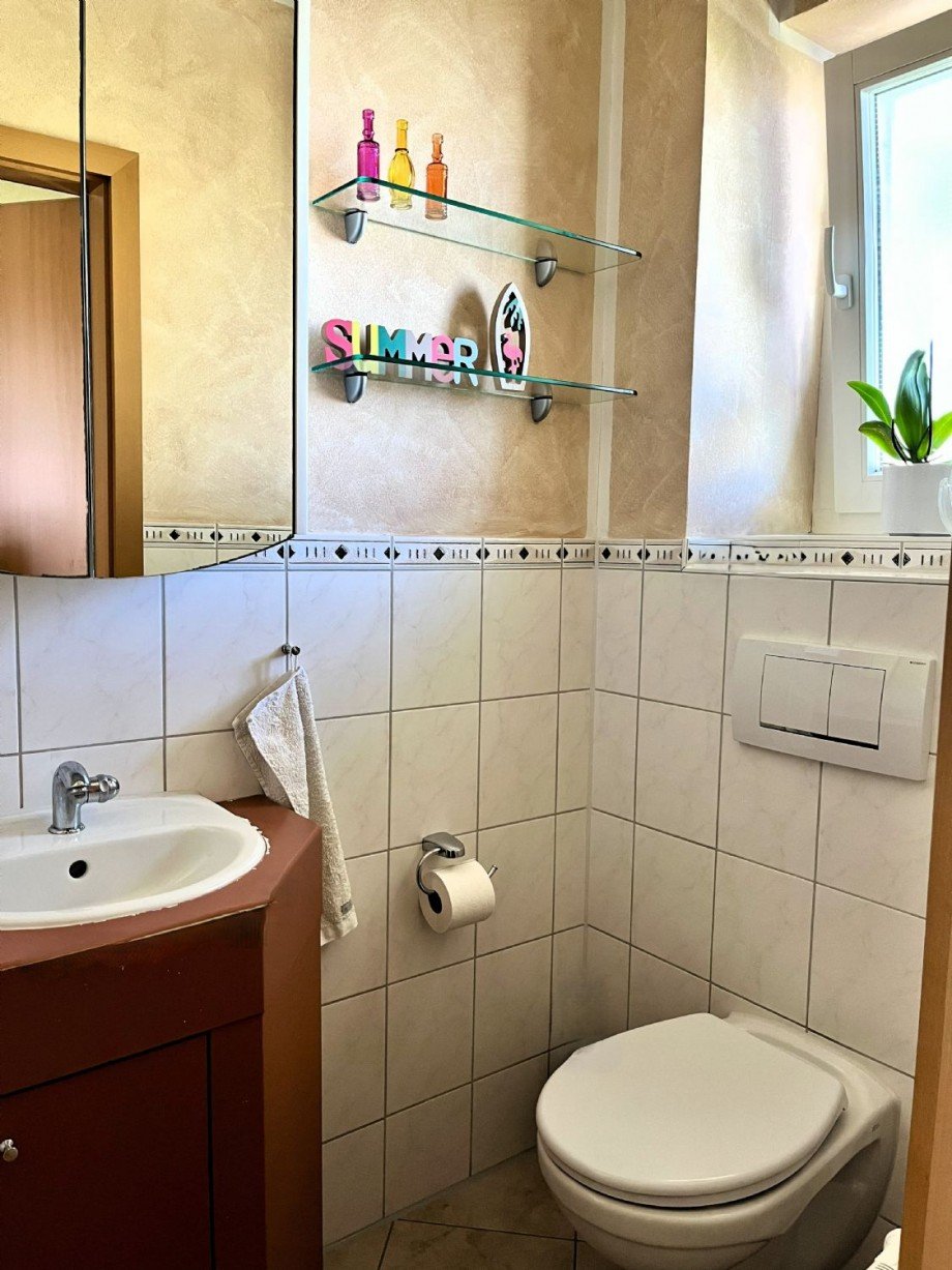 DG - Gästetoilette Etagenwohnung Ostfildern