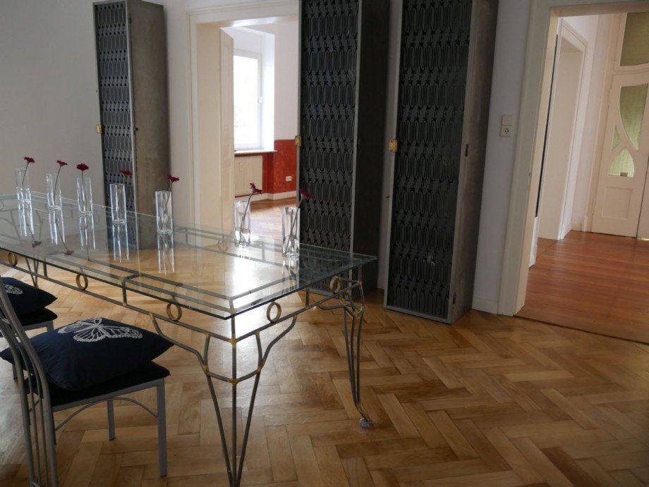Original Fischgr�tparkett Etagenwohnung Stuttgart