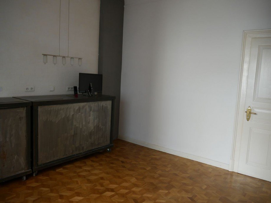 separates Zimmer Etagenwohnung Stuttgart