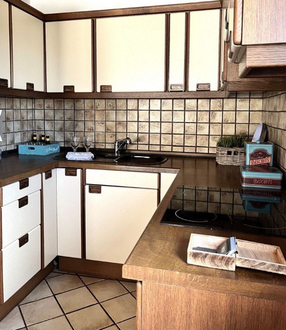 Einbauk�che Etagenwohnung G�ufelden-Nebringen