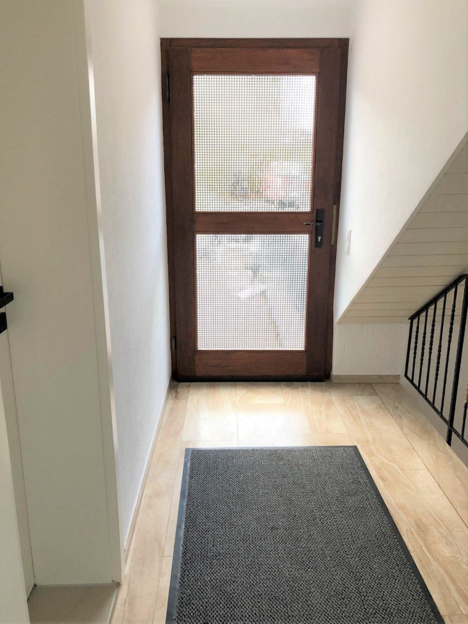 Eigener Hauseingang Dachgeschosswohnung Aidlingen - Deufringen