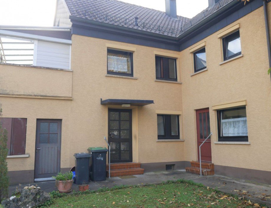 Hausansicht mit Anbau Mehrfamilienhaus Böblingen - Dagersheim