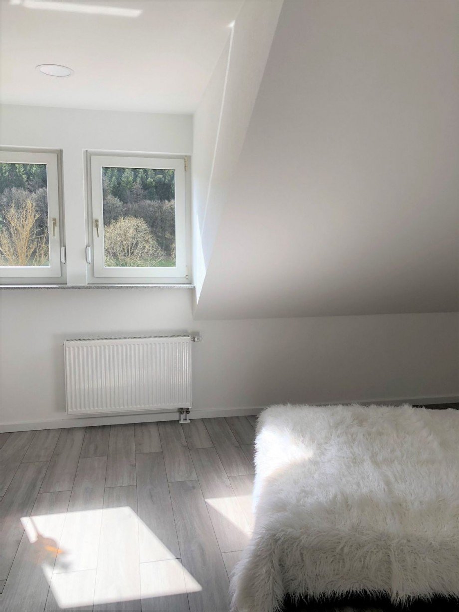 Gem�tliches Schlafzimmer Dachgeschosswohnung Aidlingen - Deufringen