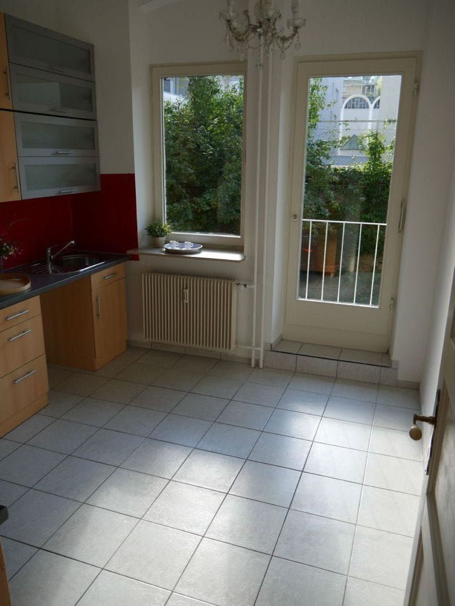 sonnige K�che Etagenwohnung Stuttgart